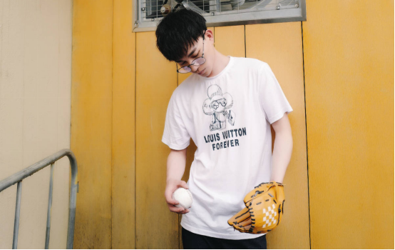 斗鱼王者主播二白骚白和纯白直播里的亲兄弟