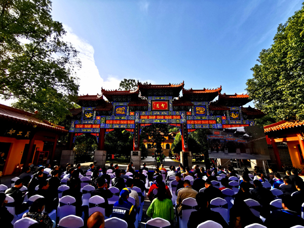 岳阳圣安寺内举行2019大型消防演习活动