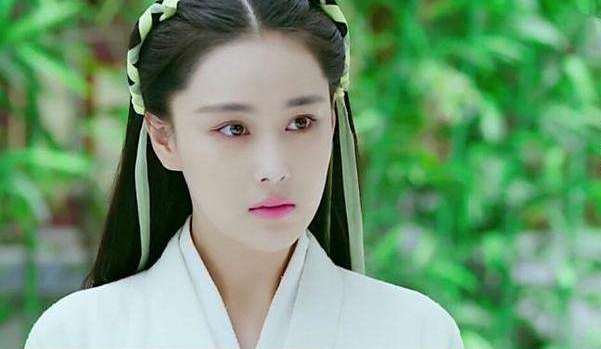 《神雕侠侣》里的李莫愁.扎着一束单马尾的样子好可爱呀