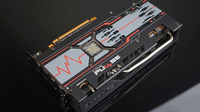 蓝宝石rx5700 白金版oc换用了蓝宝石最新的dual-x散热系统,双风扇设计