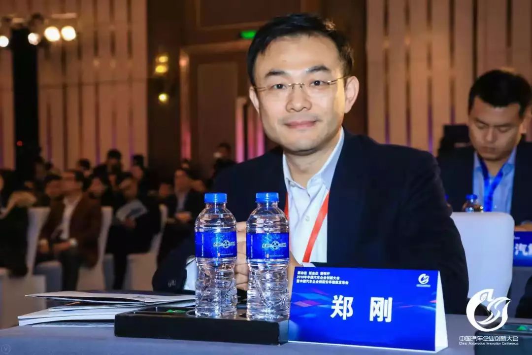 长 陆群爱驰汽车联合创始人,ceo 谷峰一汽解放汽车有限公司副总经理