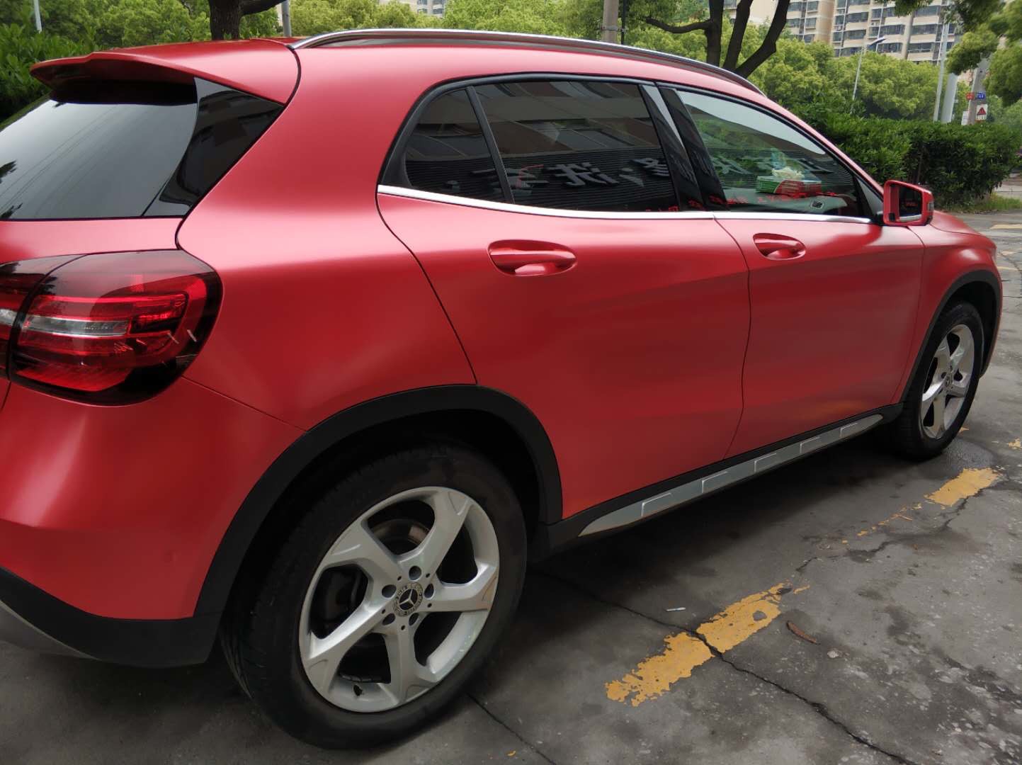 靓车会奔驰gla200电光金属红pm010汽车改色贴膜