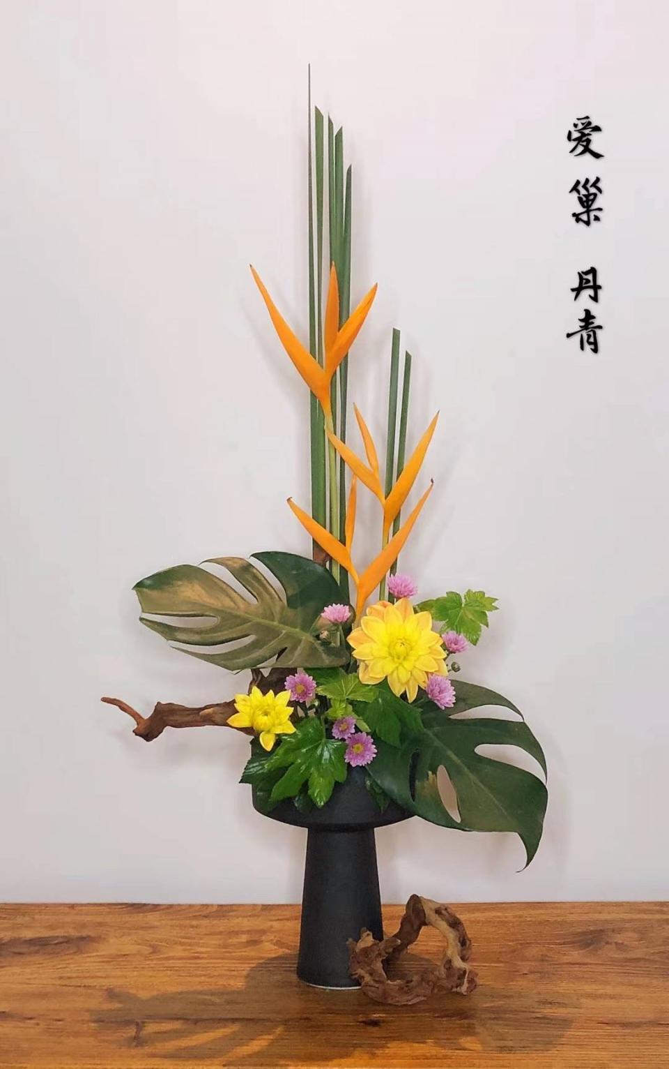 时尚生活:插花艺术家丹青,原创作品系列分享!_水烛