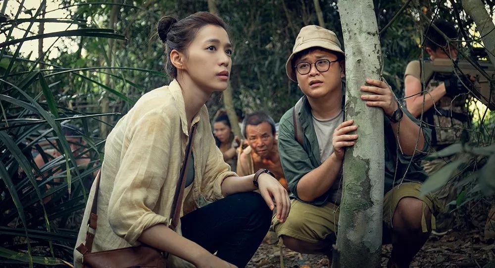 怪兽灾难巨制狂暴巨鳄惊魂上映人鳄大战一触即发