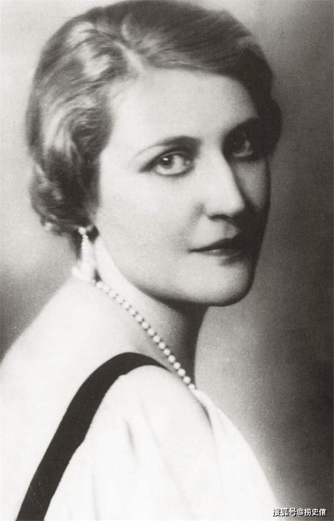 戈培尔的妻子,一个狂热的纳粹党分子."第三帝国"的第一夫人是谁?