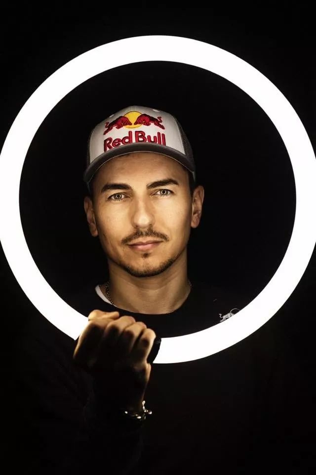 moto gp五届世界冠军豪尔赫·洛伦佐宣布退役!