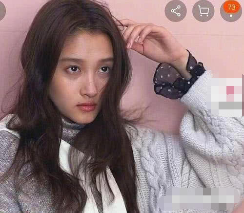 原创被曝黑照后关晓彤再晒美照,没了黑眼圈的她再回颜值巅峰