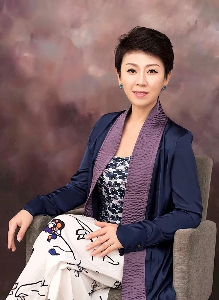 华艺广场华艺学院学好语言智慧掌握语言力量与世界言和即将开讲