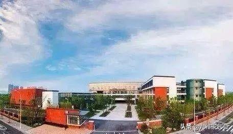 無(wú)錫僑誼小學(xué)/中學(xué),天一小學(xué)/中學(xué),輔仁初中/高中(圖4) 無(wú)錫僑誼小學(xué)/中學(xué),天一小學(xué)/中學(xué),輔仁初中/高中(圖4)