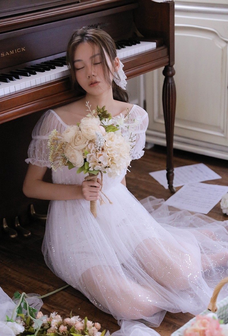 文艺美女高颜值白纱长裙梦幻意境唯美清纯写真