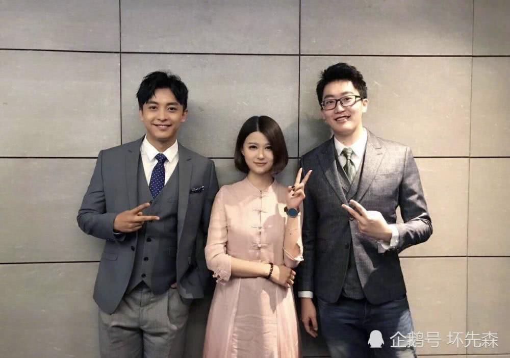 在解说事业巅峰时选择离开,如今活成大家都羡慕的样子_苏小妍