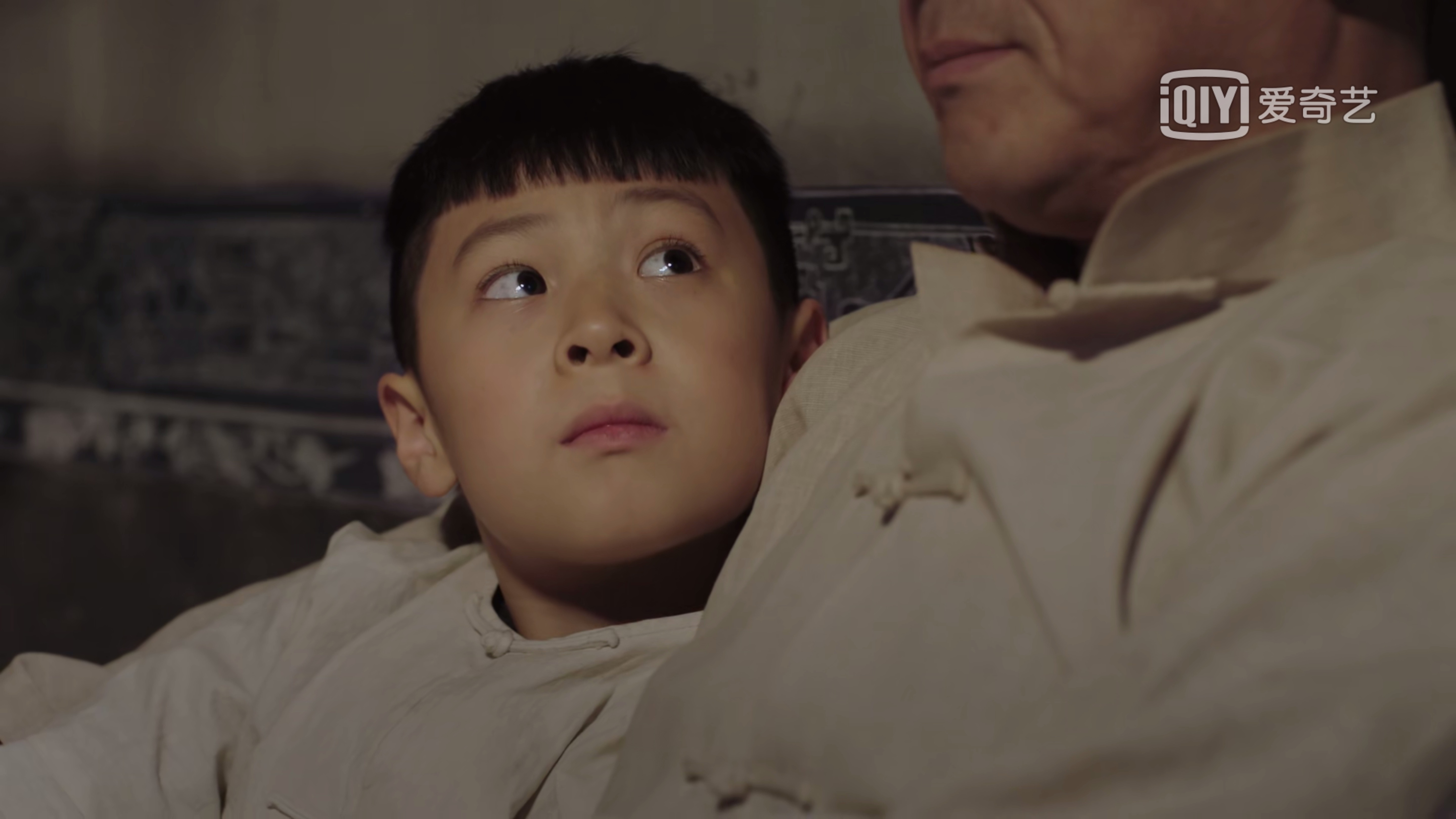 同时该剧以历史中小人物成长折射时代波澜,以现代视角回顾峥嵘历史,以