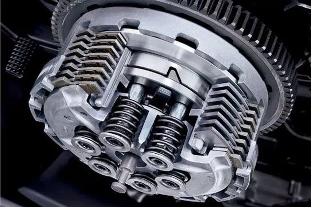 大排骑行什么是滑动式离合器川崎忍者400的滑离科普