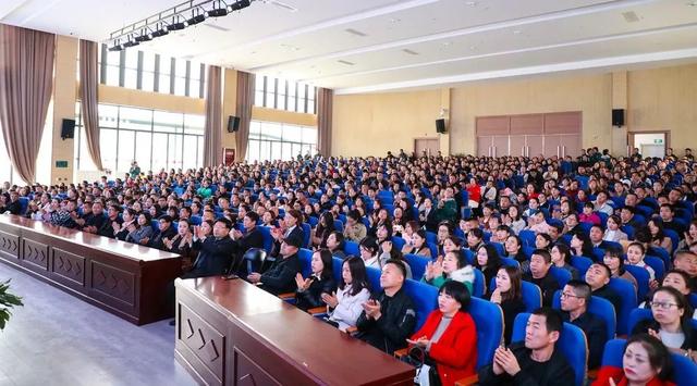 陕西省延安市新区江苏中学！黄土地上吹来江南风(图5)