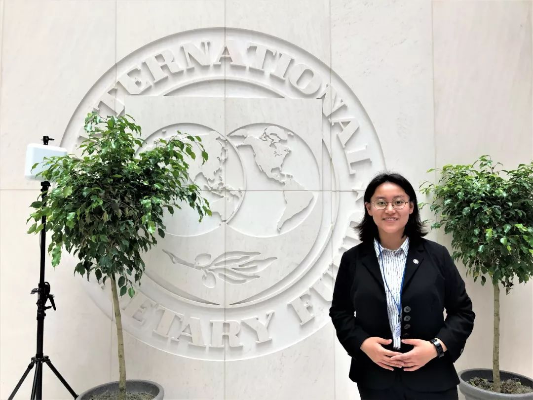 校友分享王宇凝世行年会的星光闪过我看清了自己脚下的路