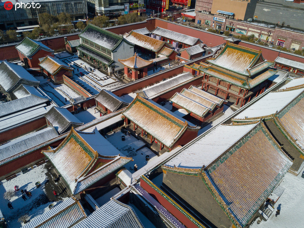 航拍沈阳故宫初雪 盛京皇城银装素裹庄严神圣