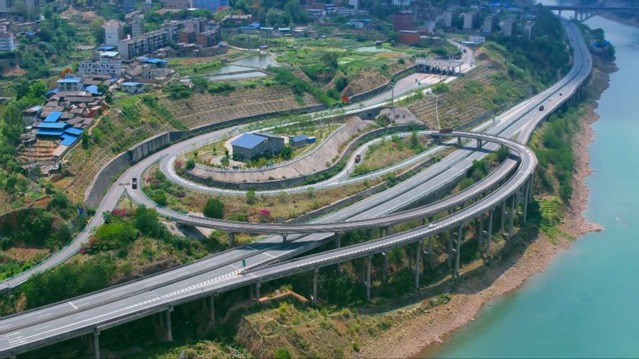 丽攀高速公路攀枝花段11月20日起正式收取车辆通行费!