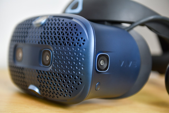 游戏发烧友的高阶玩具htcvivecosmos评测