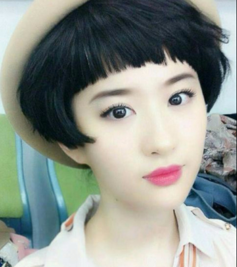 原创刘刘亦菲终于从短发开始我以为会很奇怪没想到美成了初恋情人