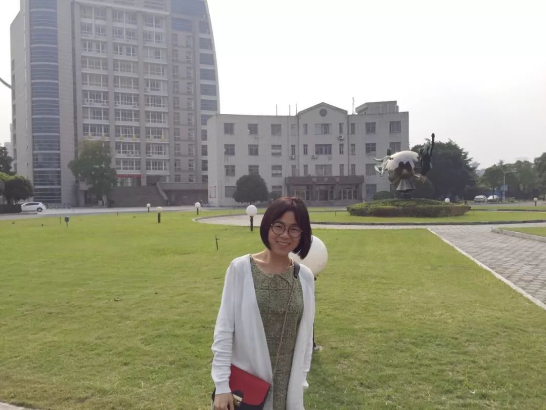 毛倩文从教以来,经常代表幼儿园参加绘画手工类的比