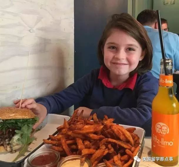 天才男孩智商1459岁就从顶尖大学毕业即将读博士现实版谢耳朵啊