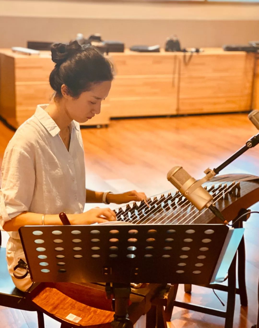 竹笛大师蒋国基与孙女郑迪用笛声对谈跨界民族音乐_笛子