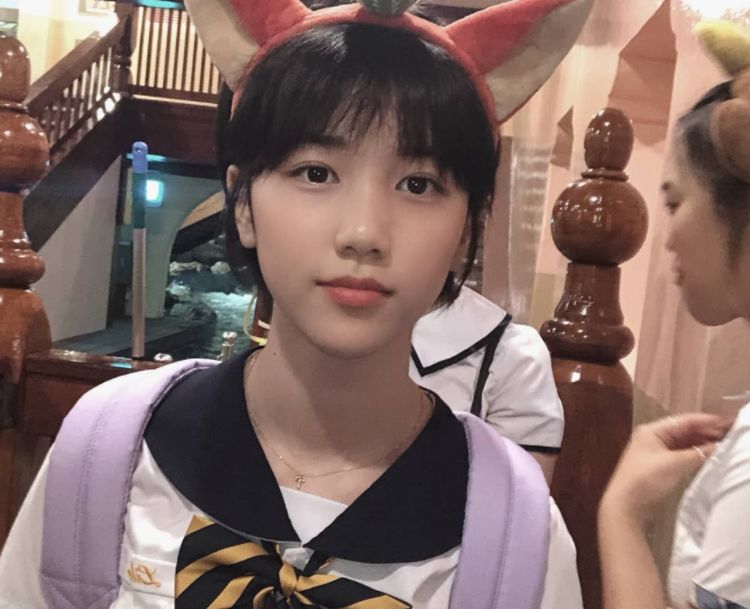 "素媛"终于长大了,小时候让观众看到泪奔,如今美成了小仙女_李甄