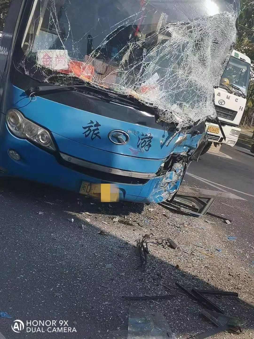 辽阳市灯塔最新车祸图片