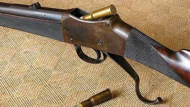 现代步枪鼻祖马蒂尼亨利能够发射霰弹的后装单发步枪