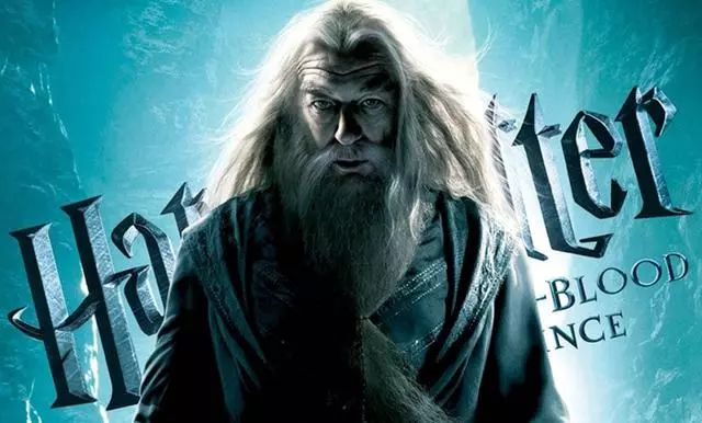 原来古尔丹就是旅店老板声优果然都是怪物