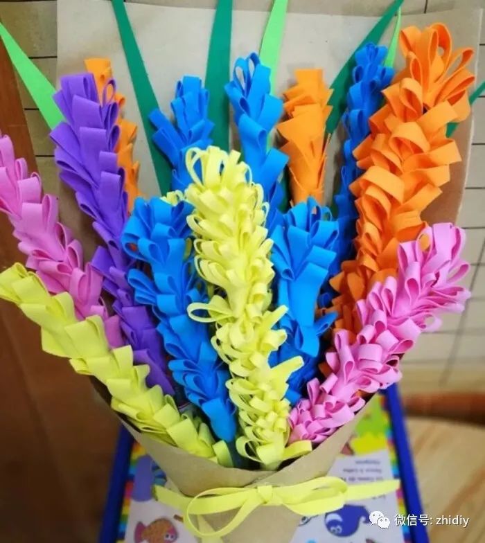 几分钟就能搞定妈妈再也不担心我不会手工作业了泡沫纸手工教程