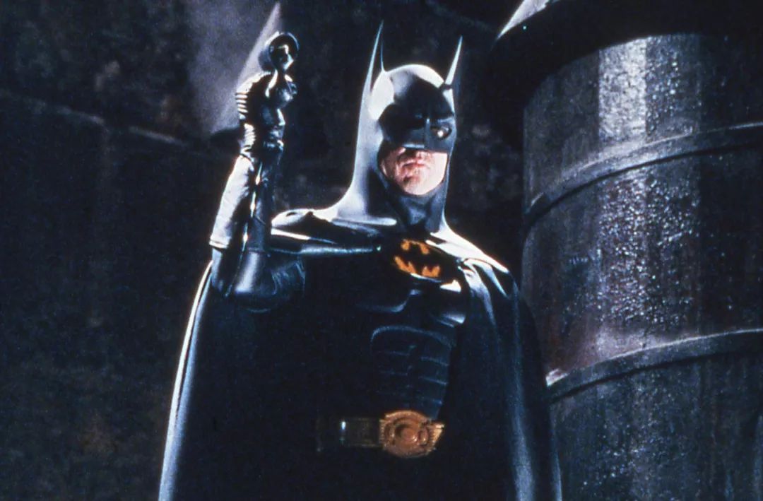 蒂姆·伯顿的《蝙蝠侠》仍需为观众介绍这位披风义警的基本设定