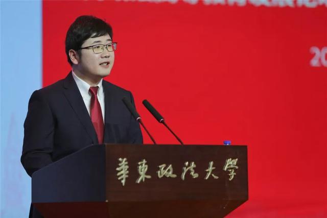 "教师代表刘宪权教授:"从学生到老师,由助教到教授,由青年到中年并