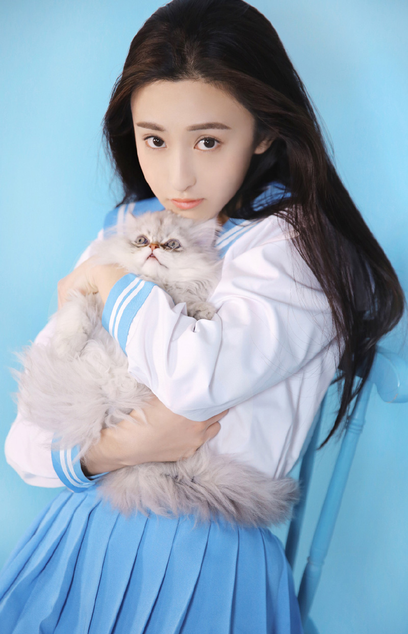 1/ 12 朱圣祎清纯图片赏析 朱圣祎清纯图片赏析