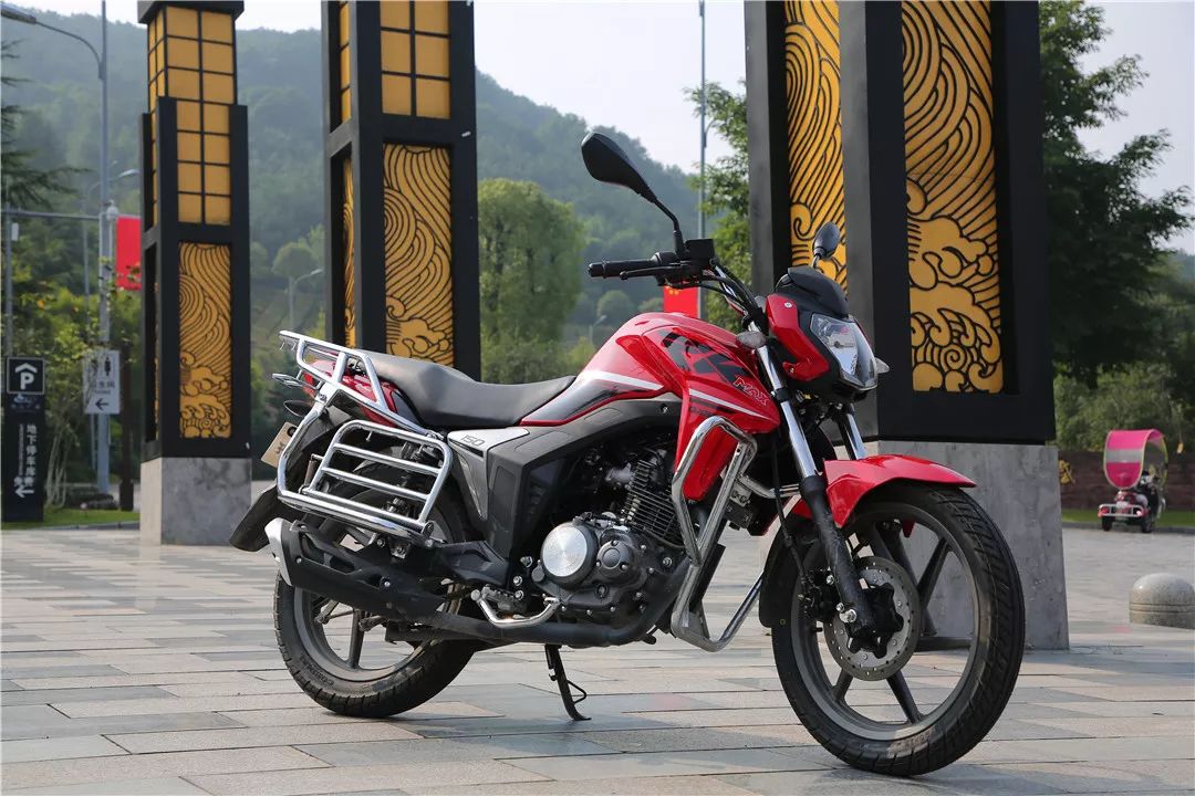 【车t台】全面升级——钱江猛龙150国Ⅳ版摩信网深度评测_搜狐汽车