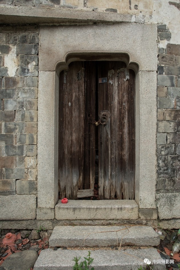 古代木门图片,门轴,门栓_大山谷图库