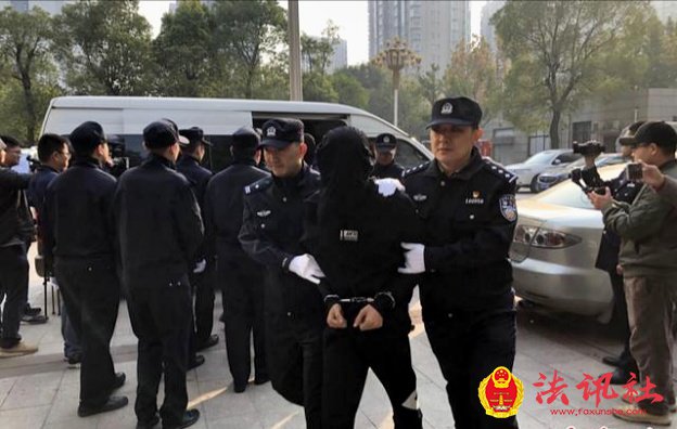 郑州郑东警方打掉未成年人特大犯罪团伙涉案1000余万元_案件