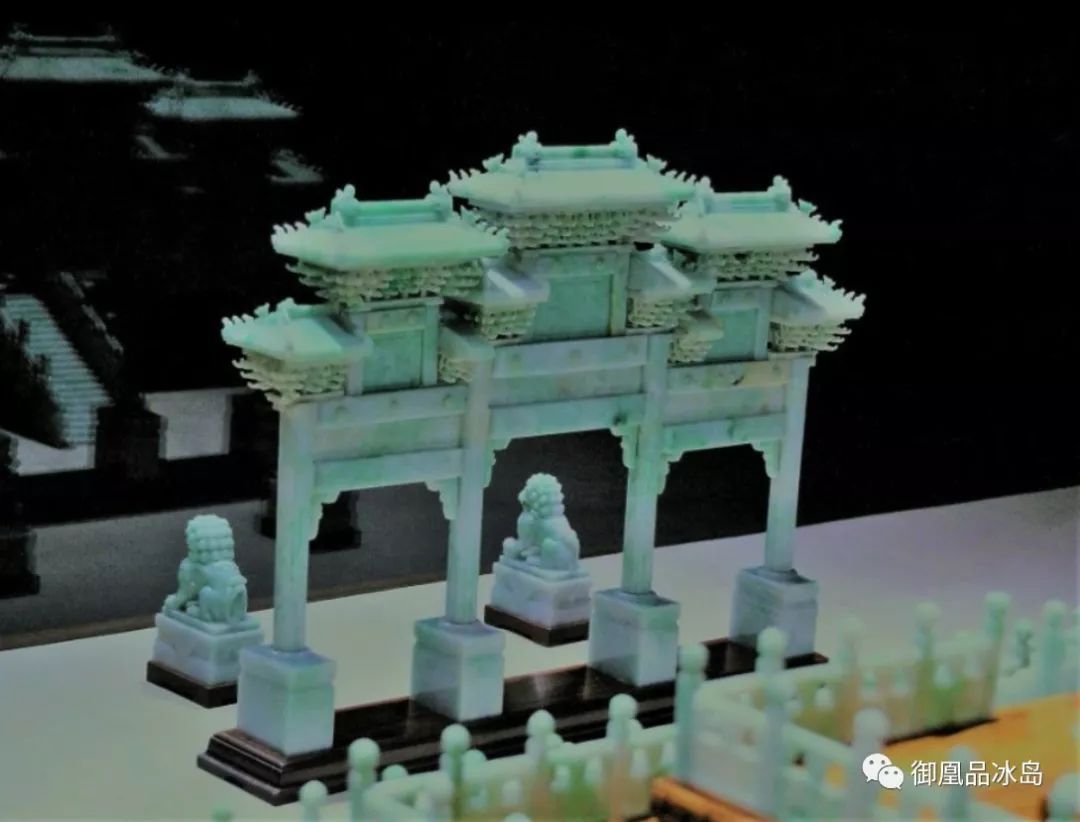 上百位清宫玉雕大师耗费十年雕成的翡翠宝塔却因战火阻断了它回家的路