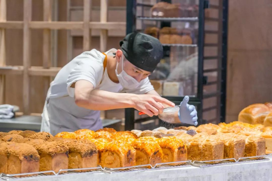 烘焙新势力,奈雪梦工厂启航