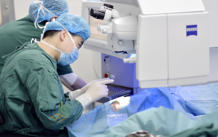 激光近视眼手术冬天做好还是夏天做好