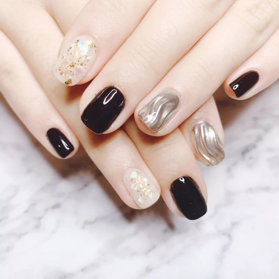 冬天做水波纹美甲太美了