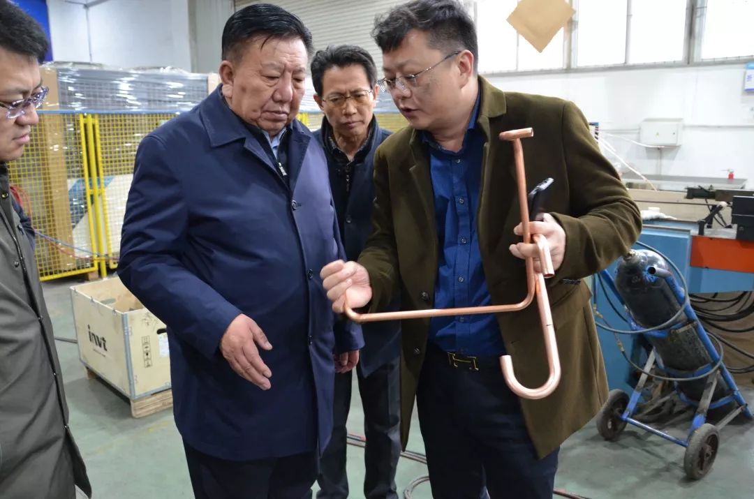 甘肃省白银市人民政府副市长王禄邦,体育局局长李全杰等一行领导来我