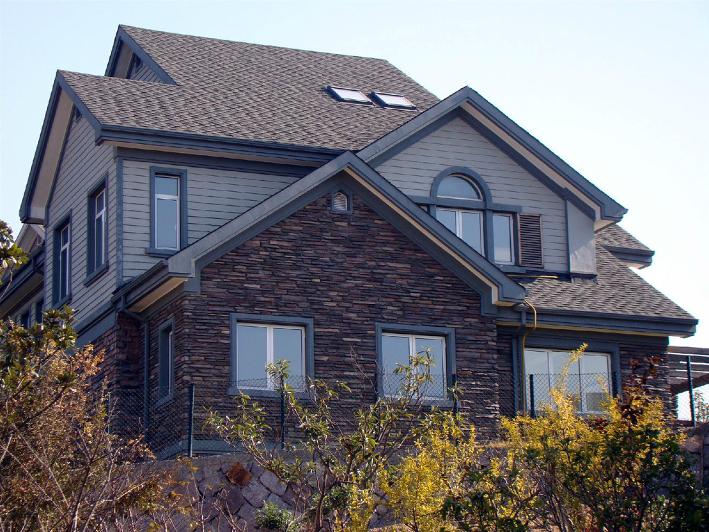 沥青瓦让屋面更具美感