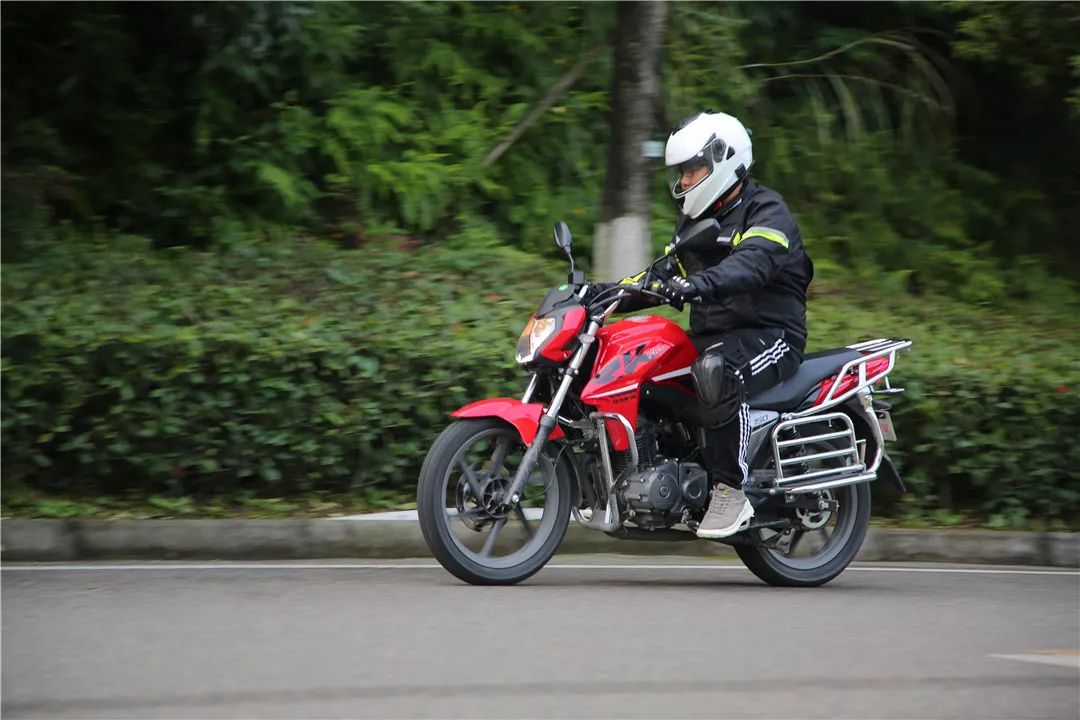 車t臺全面升級錢江猛龍150國Ⅳ版摩信網深度評測