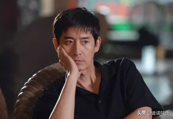 出生于陕西的20位男明星有人因出轨被封杀后两位是童年阴影