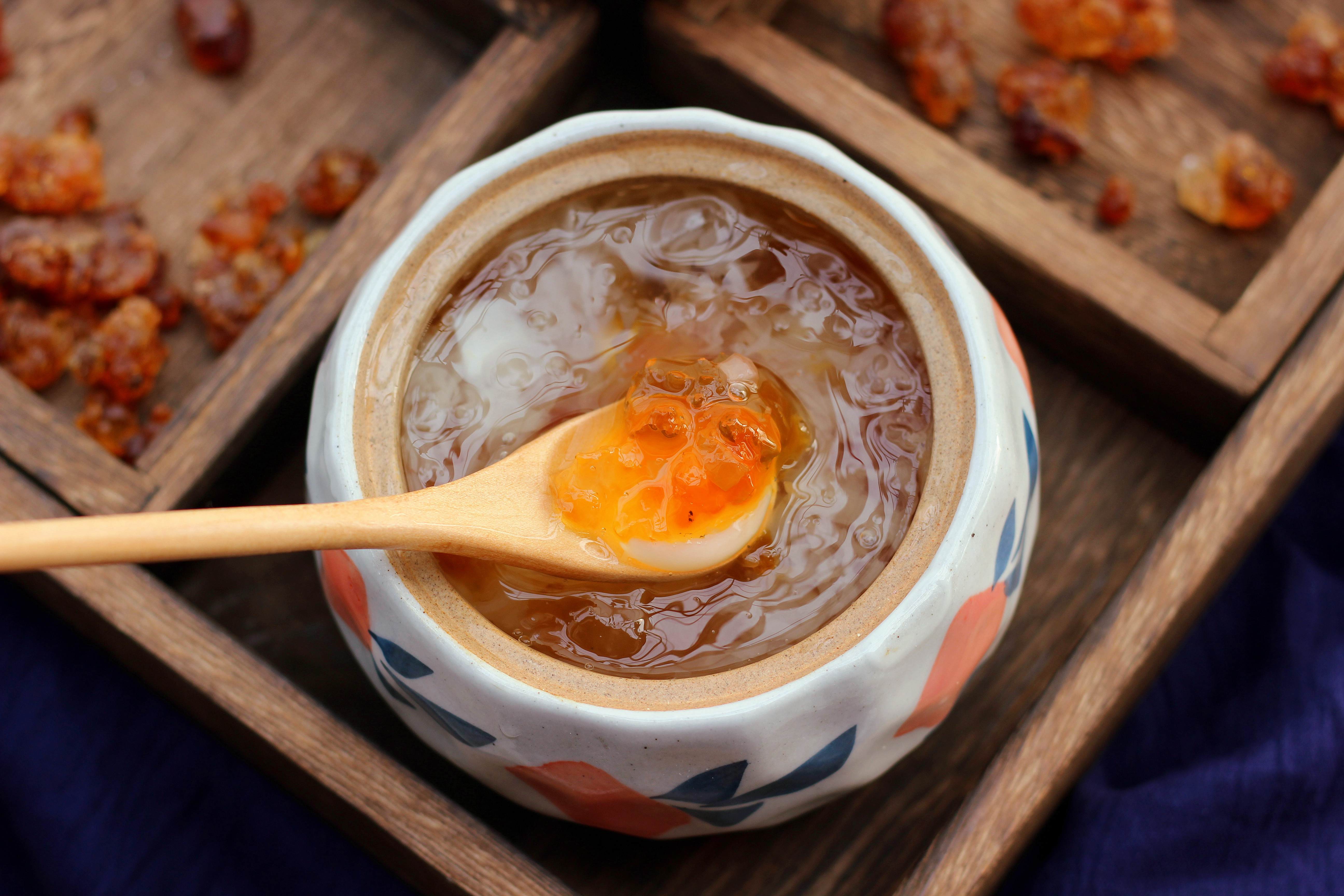 皂角米桃胶银耳汤学起来,营养健康又美味,一次可以吃两碗