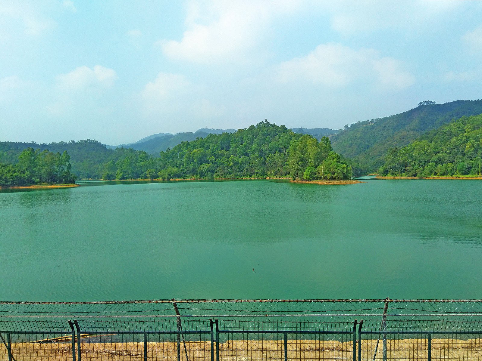 鹤山仙鹤湖度假山庄图片