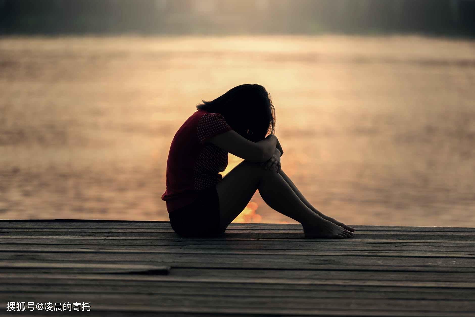 人的烦恼就十二个字:放不下;想不开;看不透;忘不了. ._情绪