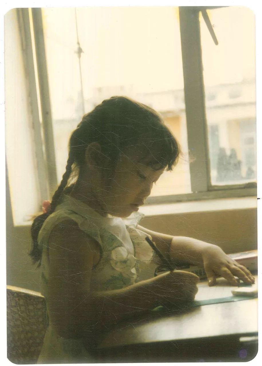 作家顾湘十几岁时在杂志发表的文章读者珍藏至今丨少年破茧评委专访