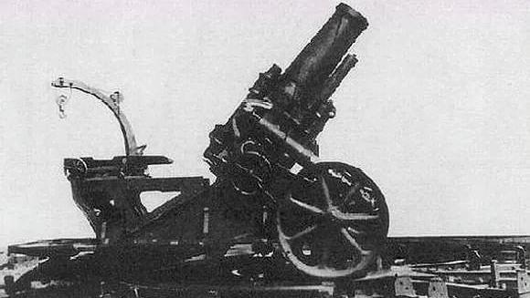 明治四十五式240毫米榴弹炮